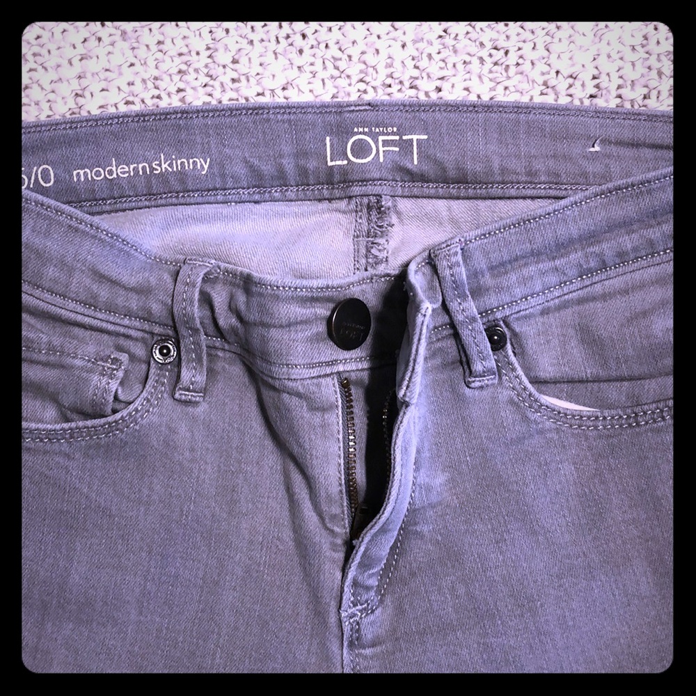 Loft modern skinny jeans in gray